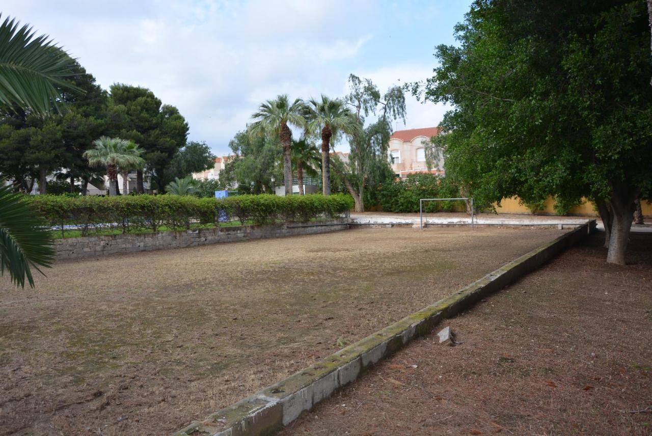 Hébergement de vacances Palmeras, Piscina, Campo De Futbol Y Jardin Privados