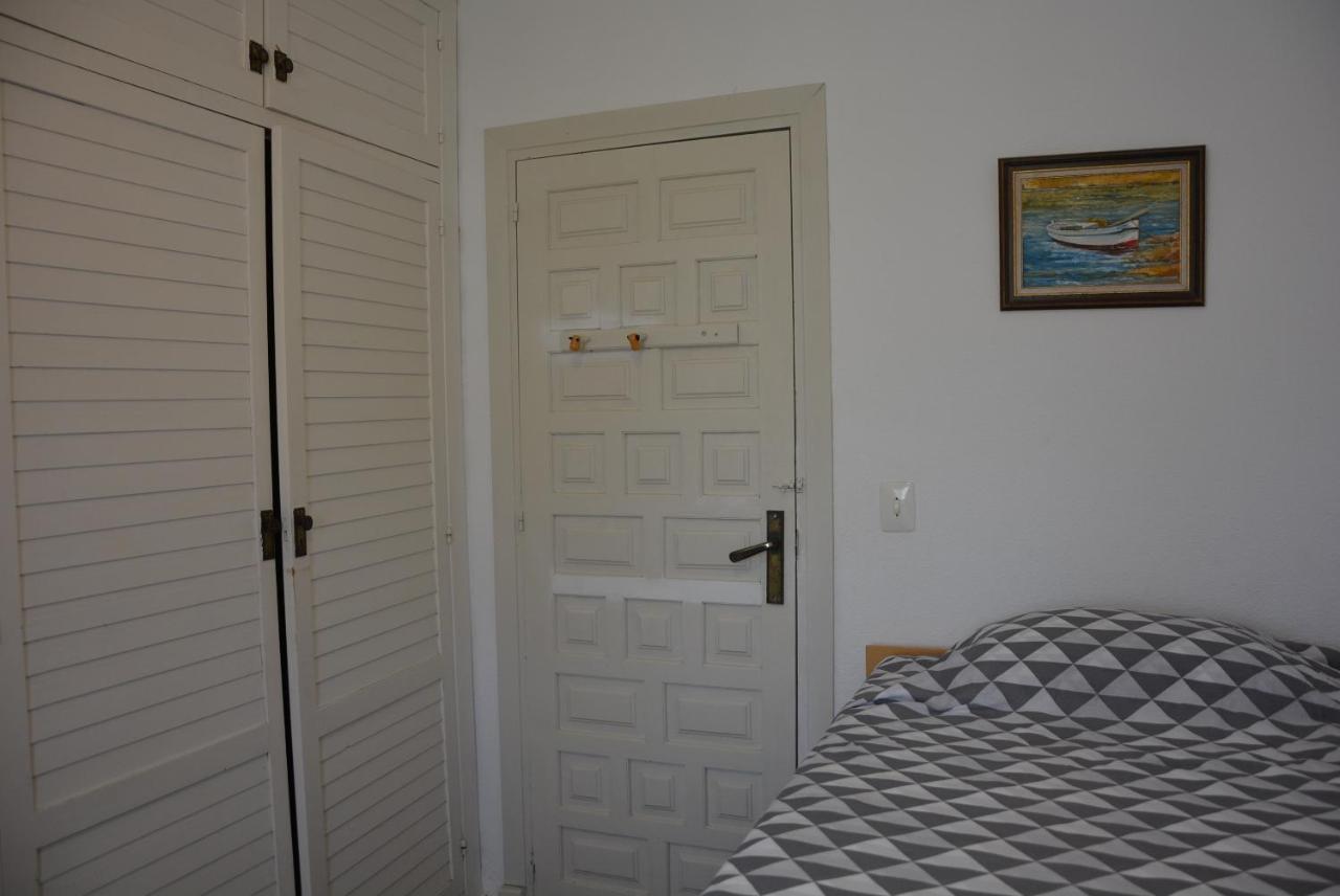 Palmeras, Piscina, Campo De Futbol Y Jardin Privados Hébergement de vacances