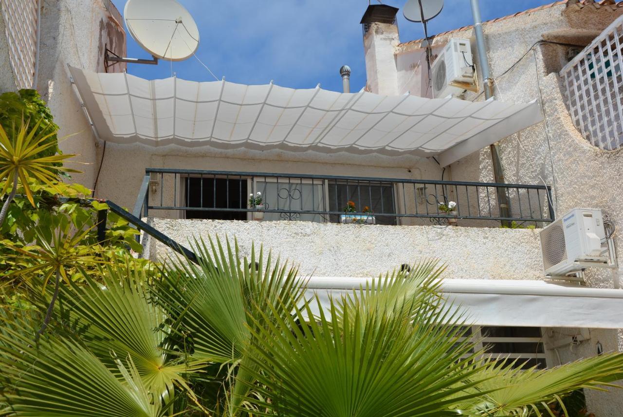 Palmeras, Piscina, Campo De Futbol Y Jardin Privados * Mazarrón